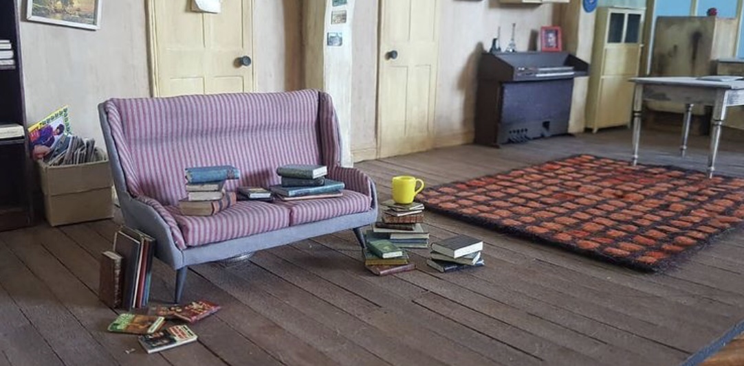 View across the flat from the lounge to the kitchen